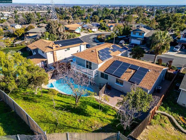 18 Danridge Ct, Antioch, CA 94509