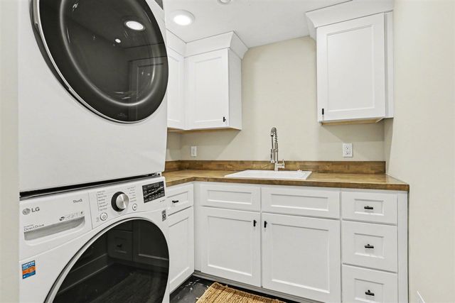 4480 Knapp Street, Grand Rapids, MI 49525