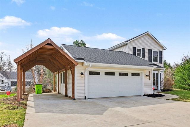 4480 Knapp Street, Grand Rapids, MI 49525