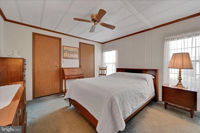 158 NORTHCREST ACRES PARK, Lebanon, PA 17046