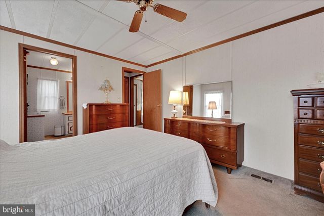 158 NORTHCREST ACRES PARK, Lebanon, PA 17046