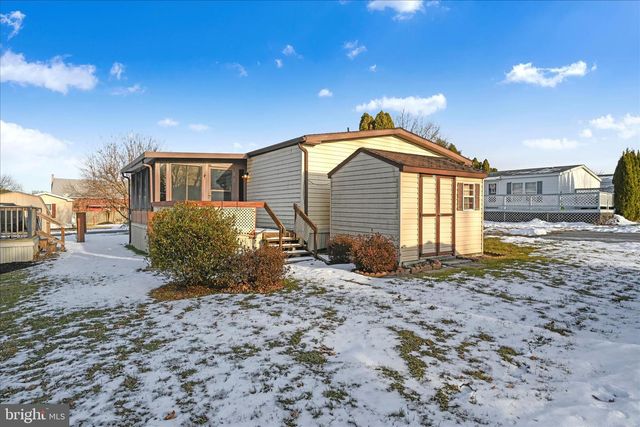 158 NORTHCREST ACRES PARK, Lebanon, PA 17046