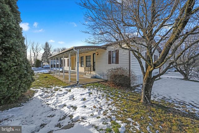 158 NORTHCREST ACRES PARK, Lebanon, PA 17046