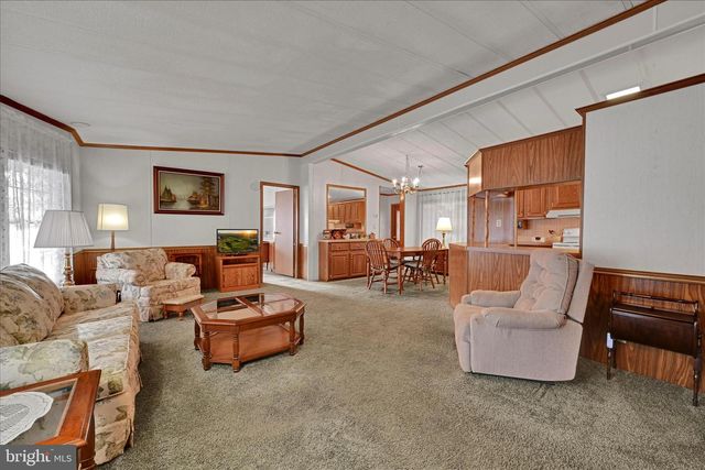 158 NORTHCREST ACRES PARK, Lebanon, PA 17046