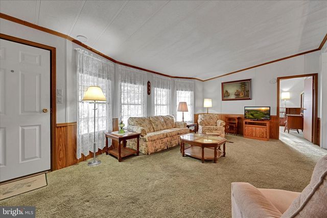 158 NORTHCREST ACRES PARK, Lebanon, PA 17046