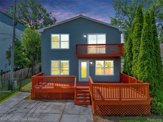 4392 Cass Elizabeth Road, Waterford Charter Township, MI 48328