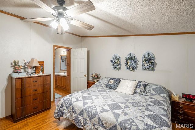 1034 Wayne 372, Piedmont, MO 63957