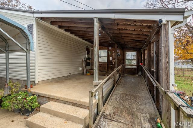 1034 Wayne 372, Piedmont, MO 63957