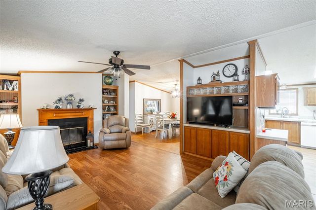 1034 Wayne 372, Piedmont, MO 63957