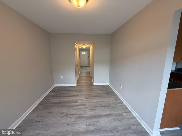 2870 BEECHTREE LN, Woodbridge, VA 22191