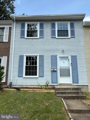 2870 BEECHTREE LN, Woodbridge, VA 22191