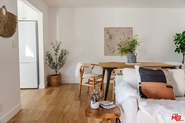 1943 12th 2, Santa Monica, CA 90404