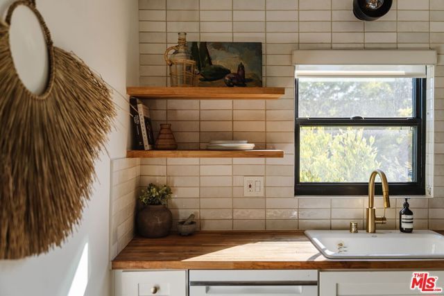 1943 12th 2, Santa Monica, CA 90404