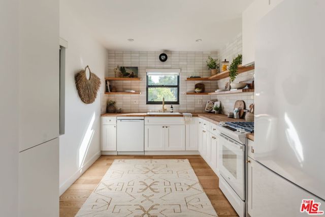 1943 12th 2, Santa Monica, CA 90404