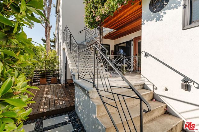 1943 12th 2, Santa Monica, CA 90404