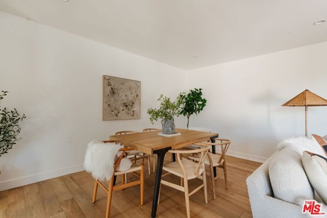 1943 12th 2, Santa Monica, CA 90404