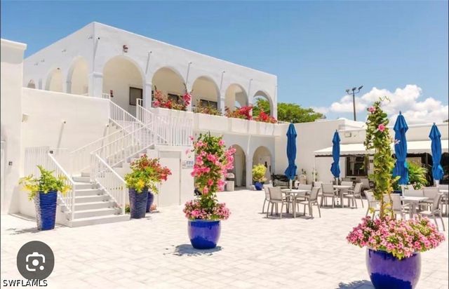 3313 Europa DR 216, Naples, FL 34105