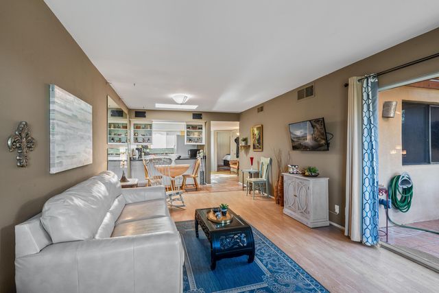 6412 Tahawash Street, Cochiti Lake, NM 87083