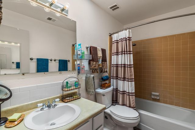 6412 Tahawash Street, Cochiti Lake, NM 87083