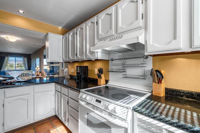 6412 Tahawash Street, Cochiti Lake, NM 87083