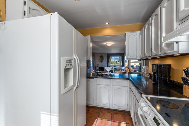 6412 Tahawash Street, Cochiti Lake, NM 87083