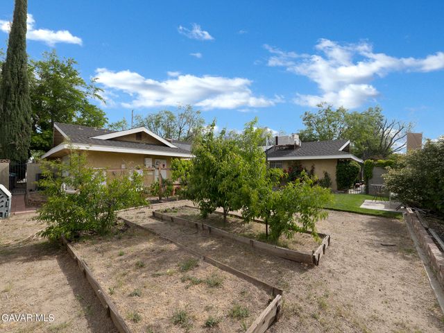 1150 E Lancaster Boulevard, Lancaster, CA 93535
