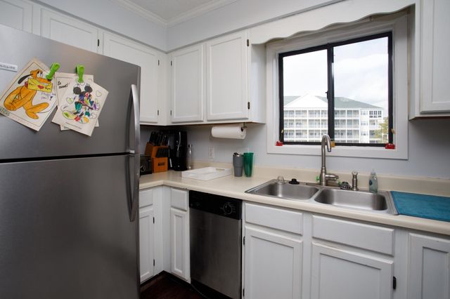 305 Hillside Dr N Apt 204, North Myrtle Beach, SC 29582