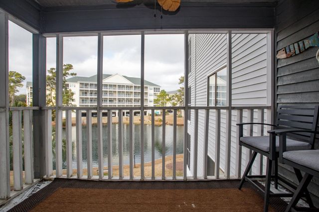 305 Hillside Dr N Apt 204, North Myrtle Beach, SC 29582