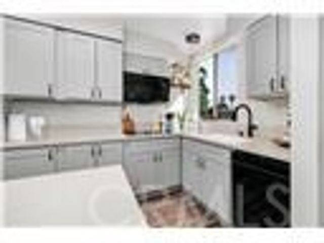 6979 Palm N141, Riverside, CA 92506