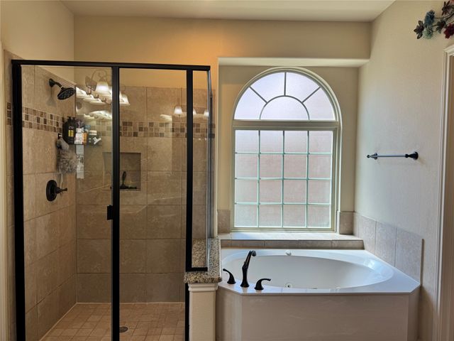 5817 Pine Flat Court, Fort Worth, TX 76179