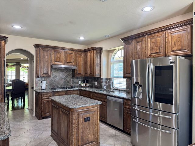 5817 Pine Flat Court, Fort Worth, TX 76179