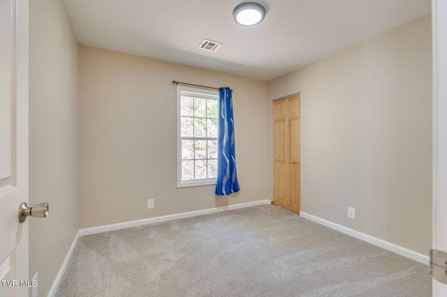 633 Bristol Highway, Gate City, VA 24251