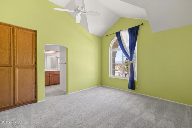 600 Kingswood Lane F, Simi Valley, CA 93065