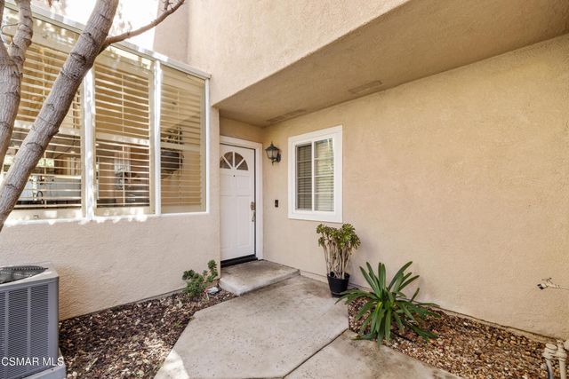 600 Kingswood Lane F, Simi Valley, CA 93065