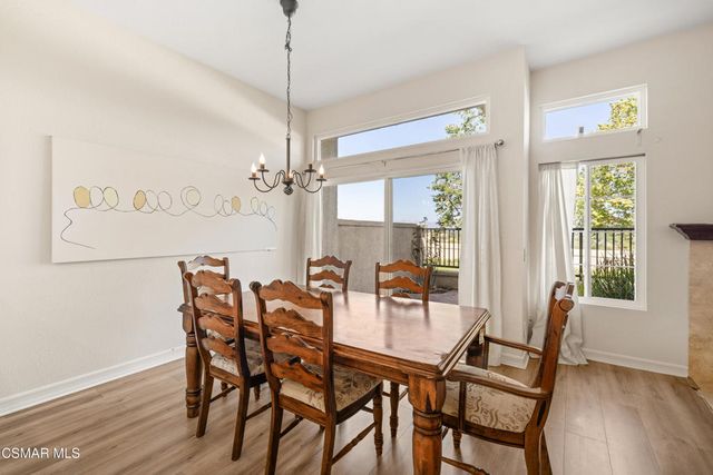 600 Kingswood Lane F, Simi Valley, CA 93065