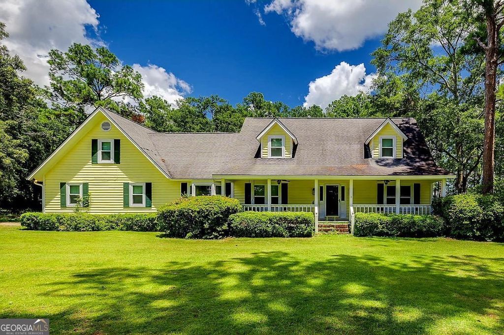 194 Deerfield Drive, Springfield, GA 31329