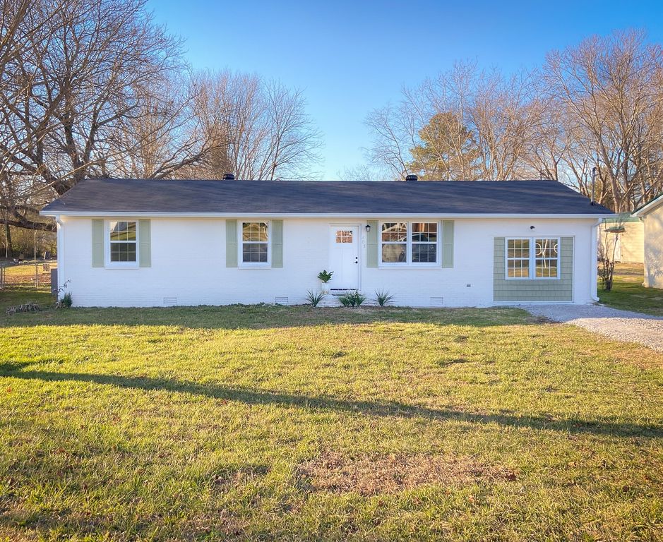 203 Rigney Dr, Manchester, TN 37355