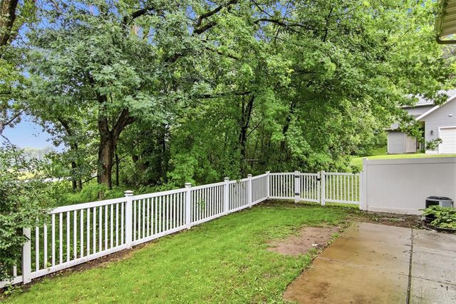 2645 Sessions Street, Eau Claire, WI 54701