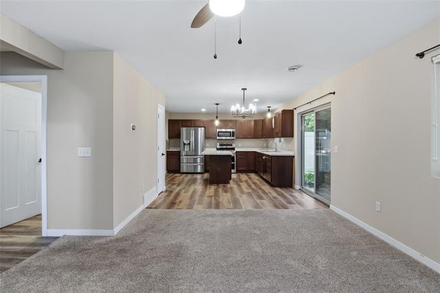 2645 Sessions Street, Eau Claire, WI 54701
