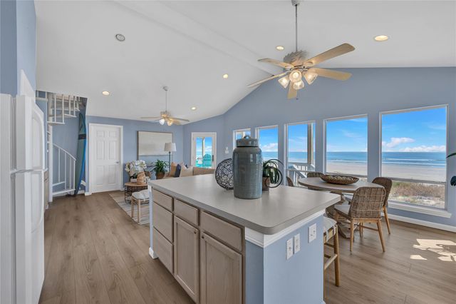 21602 Kennedy Drive, Galveston, TX 77554