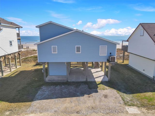 21602 Kennedy Drive, Galveston, TX 77554