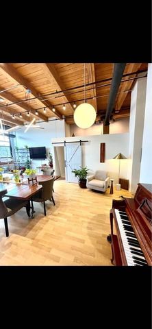 1243 S Wabash Avenue 201, Chicago, IL 60605