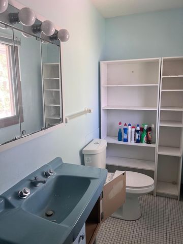 1417 Pinewood Drive, Woodbury, MN 55125