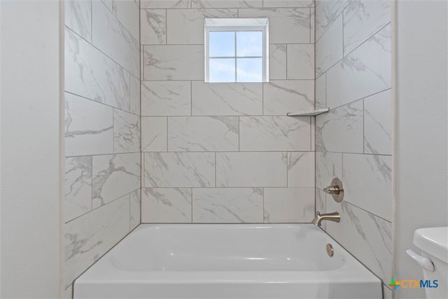 8500 Red Bottle Brush Road, Lago Vista, TX 78645