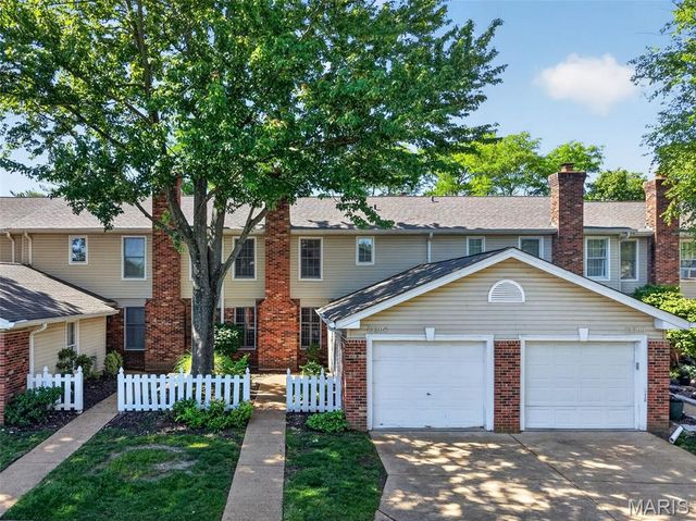 13304 Streamwood Drive, St Louis, MO 63141