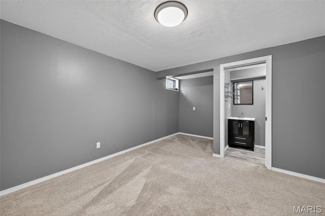 13304 Streamwood Drive, St Louis, MO 63141