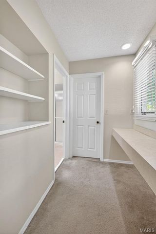 13304 Streamwood Drive, St Louis, MO 63141