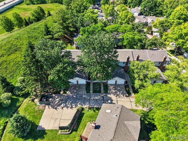 13304 Streamwood Drive, St Louis, MO 63141