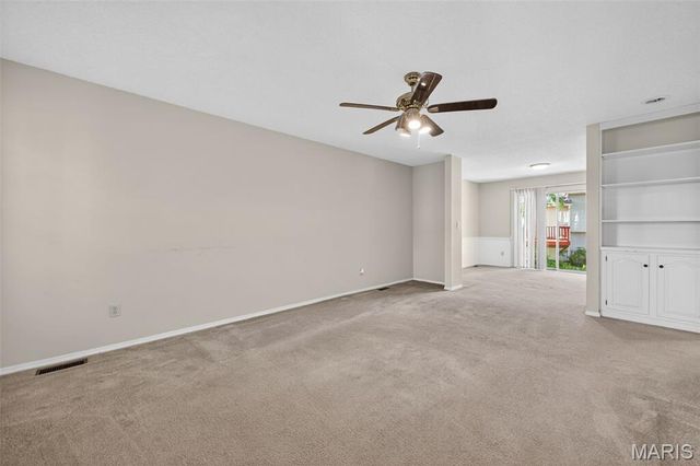 13304 Streamwood Drive, St Louis, MO 63141