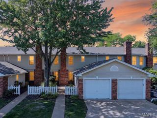 13304 Streamwood Drive, St Louis, MO 63141